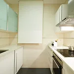 Deluxe Apt-views To Historic Maria Cristina Apartment