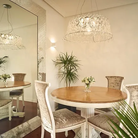 Apartamento Deluxe Apt-views To Historic Maria Cristina *