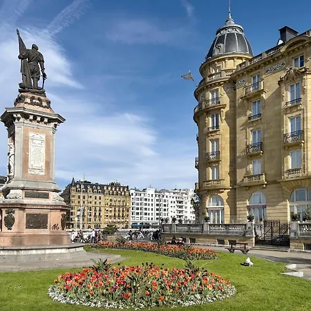 Apartamento Deluxe Apt-views To Historic Maria Cristina *